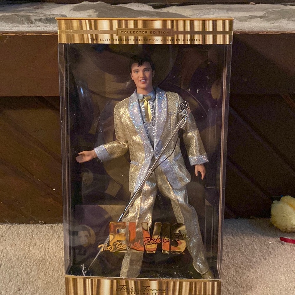 Elvis - Gold Suit Doll